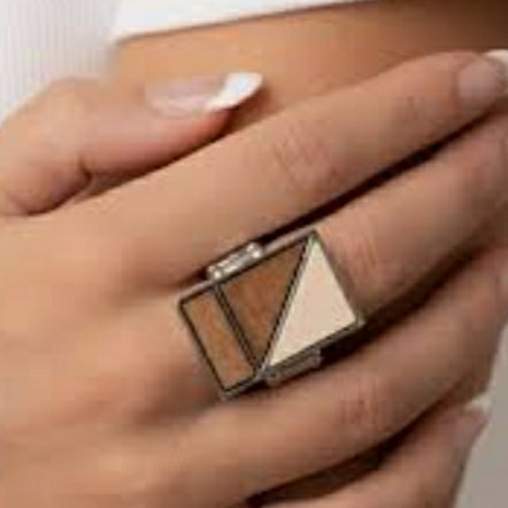 💢5/$10💢Geometric Silver and Brown Ring